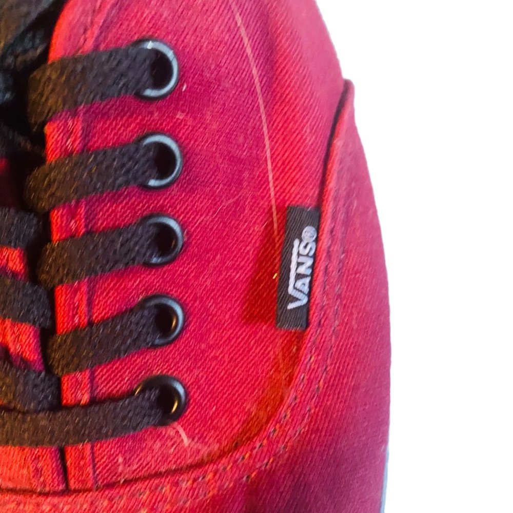 Vans burgundy in color men's size 8 woman's size 9.5 sneakers - Picture 3 of 8